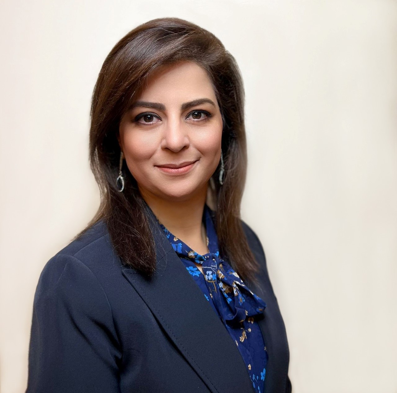 پریسا کلانتری، RCIC-IRB — بنیان‌گذار PK Immigration